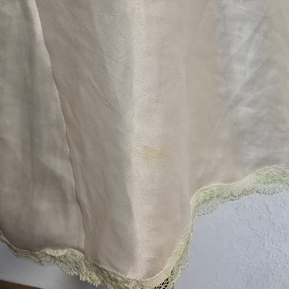 Victoria's Secret Ivory Chemise - Picture 8 of 8